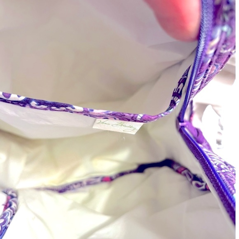 ***SOLD***Vera Bradley Lunch Bunch Bag in Lilac Tapestry Insulated Quilted - Picture 11 of 14